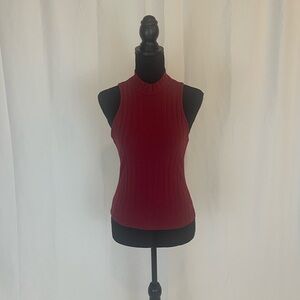 Maroon tank